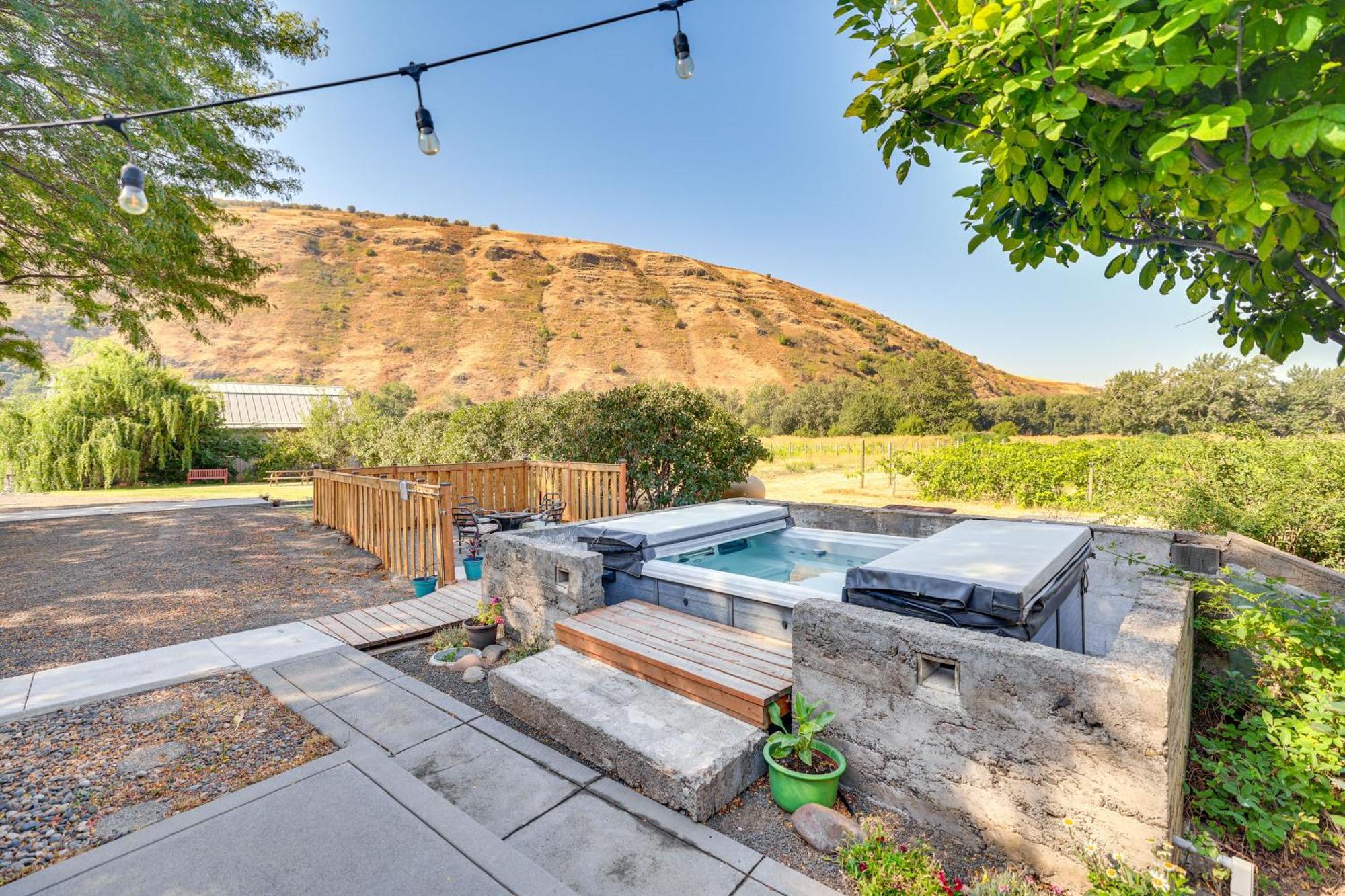 Mongata Winery Romantic Retreat On-Site Tastings! Milton-Freewater Екстериор снимка
